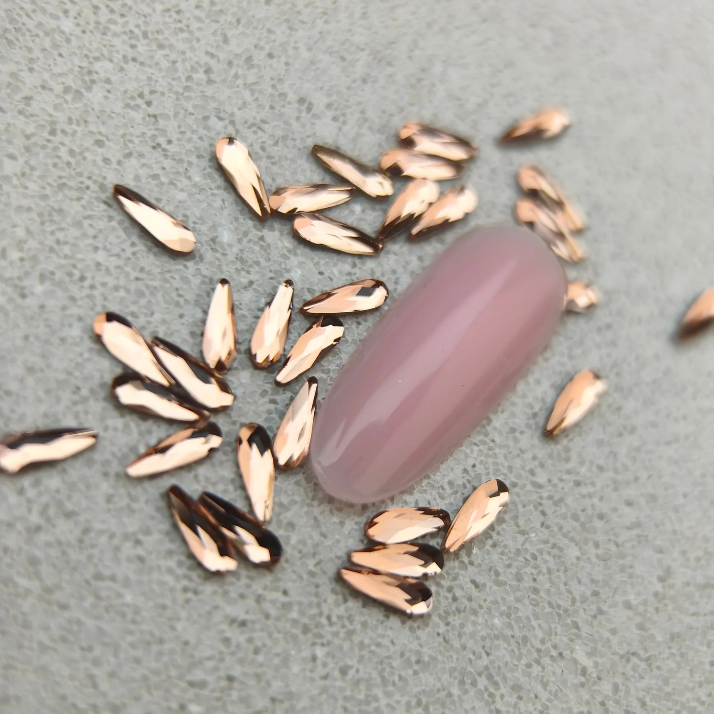 Mini goutte allongé rosé